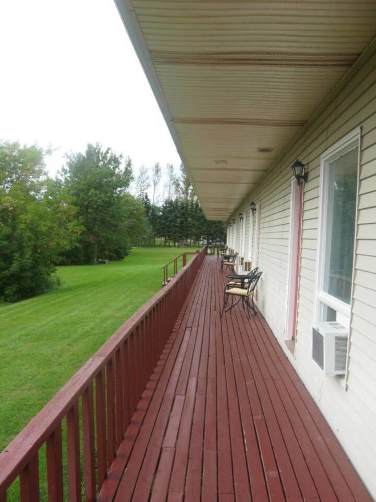 Summerside Motel &Cottages ภายนอก รูปภาพ